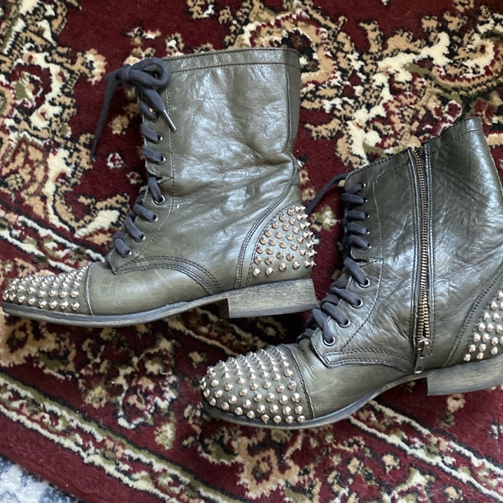 Steve maiden leather size8